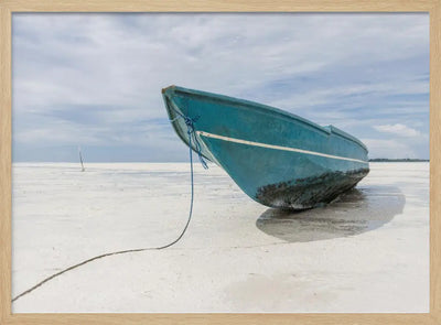 Boat at the beach - Stretched Canvas, Poster or Fine Art Print I Heart Wall Art