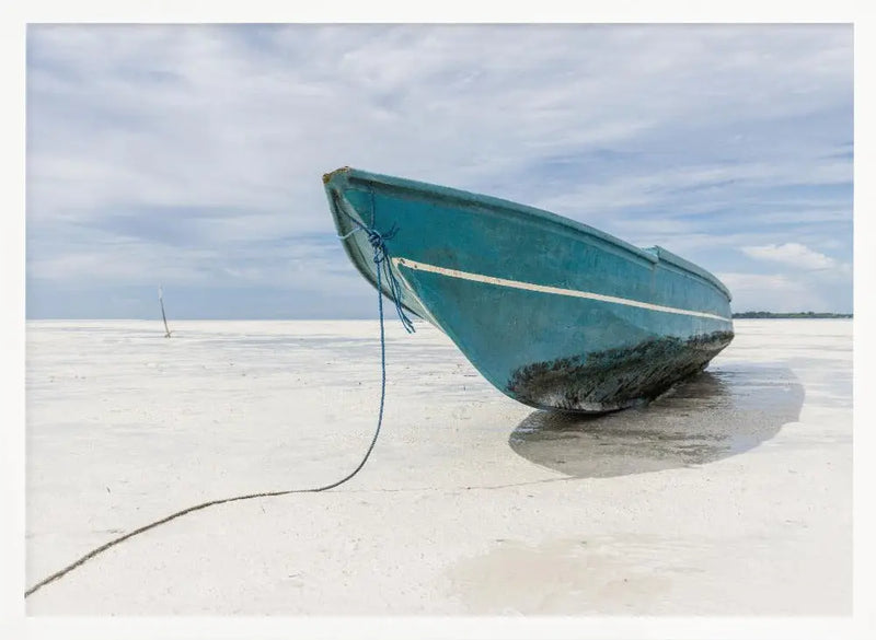 Boat at the beach - Stretched Canvas, Poster or Fine Art Print I Heart Wall Art